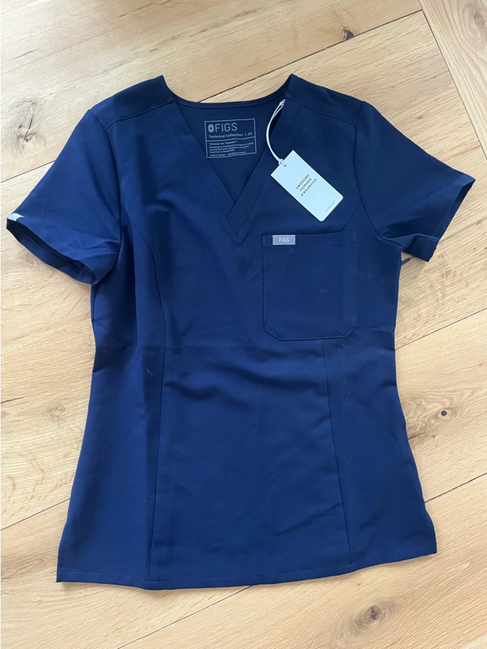Figs Navy Catarina Slim Scrub Top